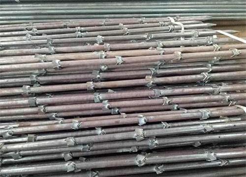 南坤镇隧道钢花管